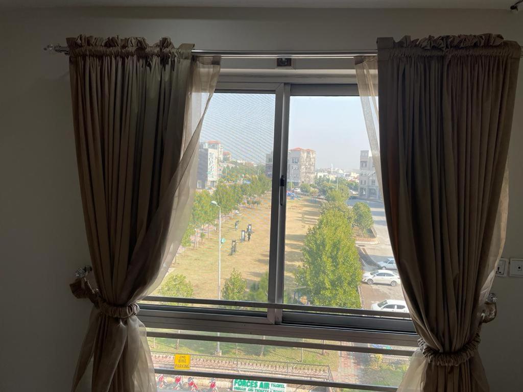 Marine Tower Apartman Ravalpindi Kültér fotó
