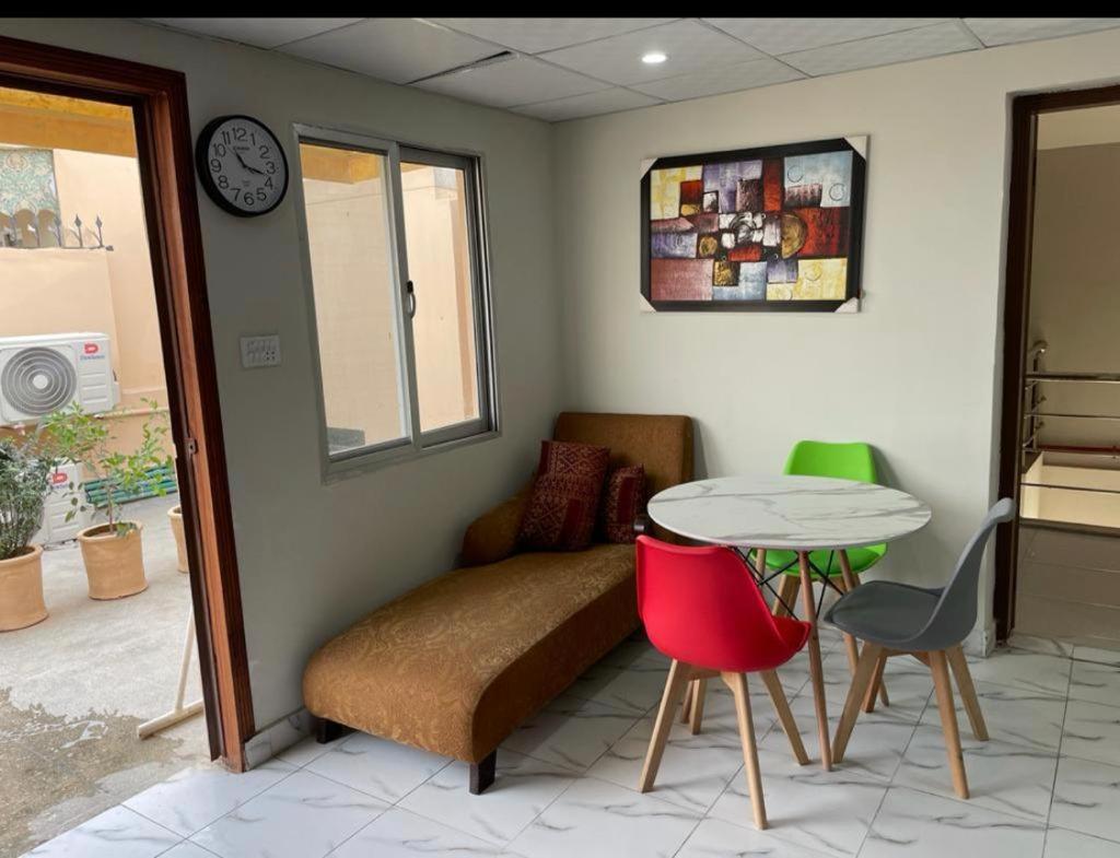 Marine Tower Apartman Ravalpindi Kültér fotó